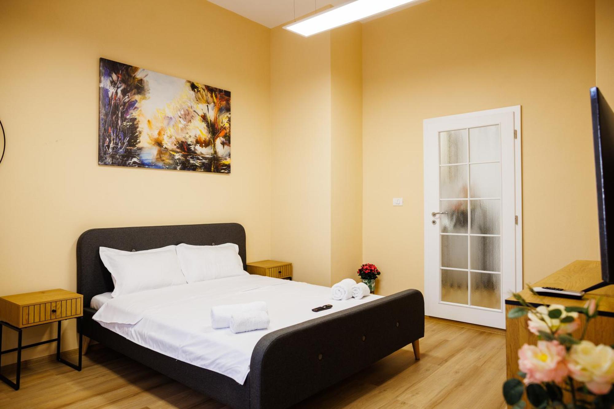 Studio In Old Town'S 1752 Hotel Тимишоара Экстерьер фото